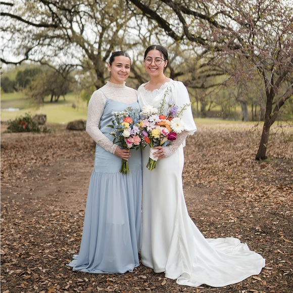 Meet your Posher, Gabby - Picture 6 of 12